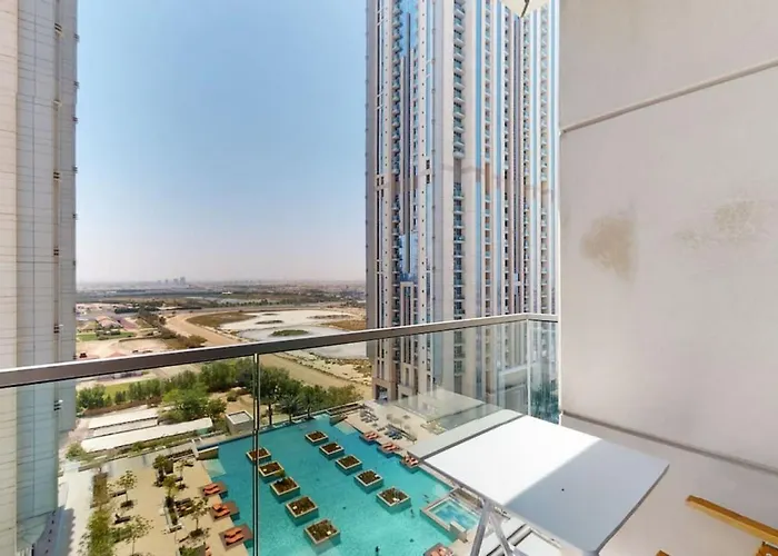 Meera Tower - Sleek One Bedroom